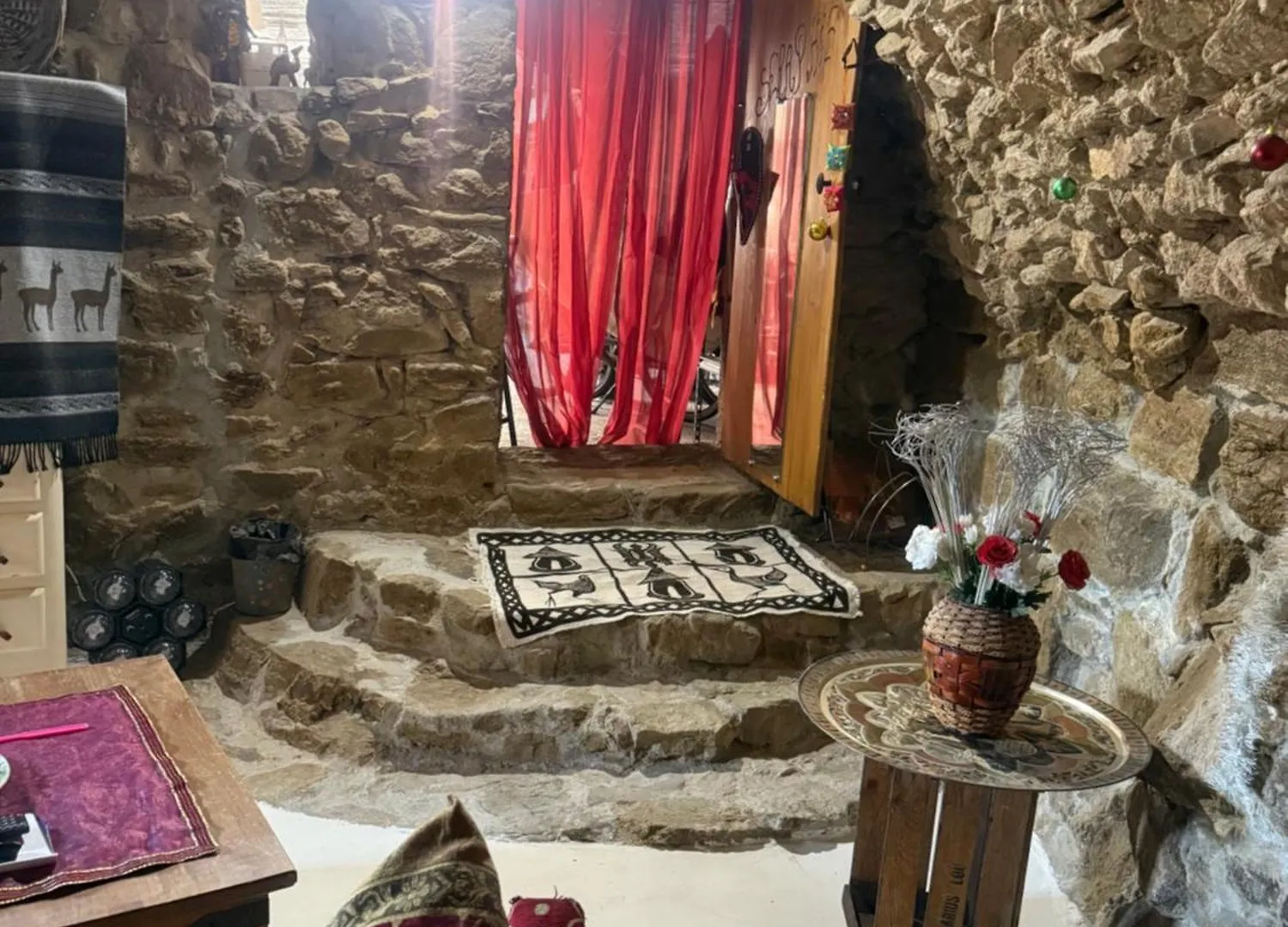 Campsite Cave Renover Saint-Michel-de-Chabrillanoux
